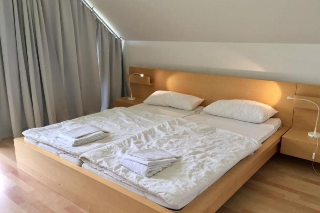 W7 - Sehr Schoenes Ferienhaus Mit Toller Lage Und Super Aussicht In Roebel An Der Mueritz Villa Ngoại thất bức ảnh